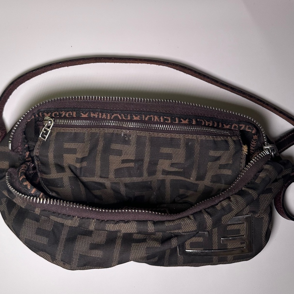 FENDI ZUCCA SHOULDER BAG TOBACCO - Picture 6 of 7